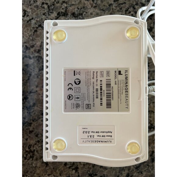 Mē Smooth Permanent Hair Reduction Device With elōs Technology - Picture 3 of 5